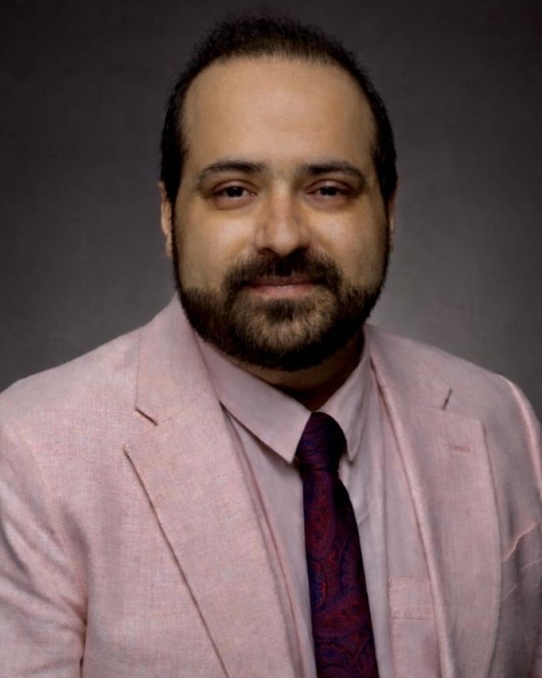 Amir Mehdipoor headshot