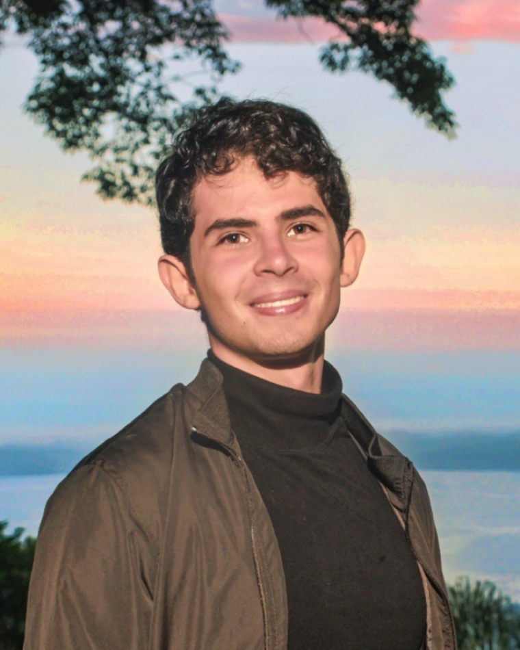 Vitor da Cunha headshot