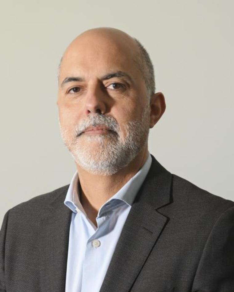 Gil Gonçalves headshot