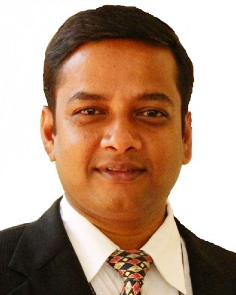 Srinivasan Prabakar headshot